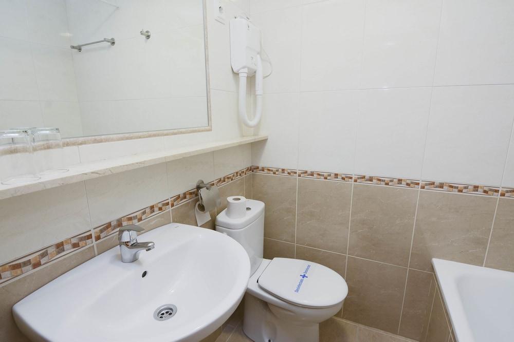 Edreira Guest house 2*